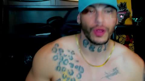 Snapshot of rickg_oficial chatting on 4, 12, 2025 RICKG online show from 4, 12, 2025