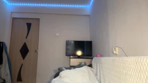 Snapshot of rickibasilio chatting on 14, 10, 2025 Mia online show from 14, 10, 2025