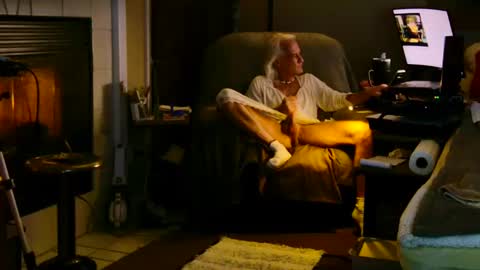 PINK HOLE TWINK online show from 11, 2, 2025