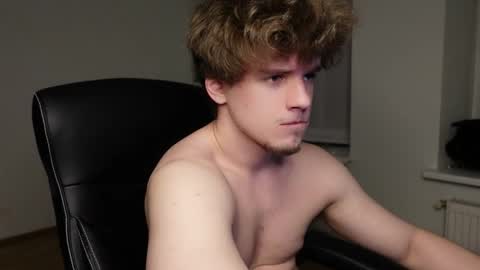 Snapshot of ricky_becko chatting on 25, 5, 2026 RICKY BECKO online show from 25, 5, 2026