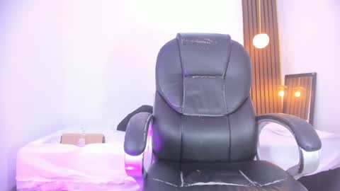 Ricky  online show from 18, 1, 2025