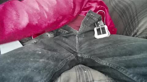 Easy if yun are good see my pics online show from 23, 2, 2025