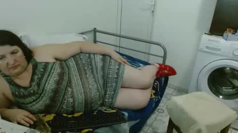Snapshot of ridemerafsuzana chatting on 2, 1, 2025 Ridemeraf online show from 2, 1, 2025