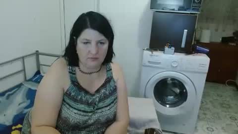 Snapshot of ridemerafsuzana chatting on 3, 1, 2025 Ridemeraf online show from 3, 1, 2025