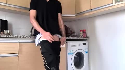 riia362963 online show from 7, 10, 2025