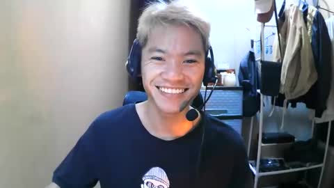 riiichie12 online show from 8, 11, 2025