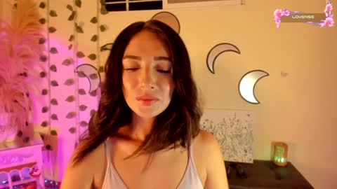 Snapshot of riiley_ chatting on 13, 12, 2024 Independent model online show from 13, 12, 2024