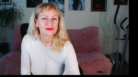 Riley online show from 16, 11, 2025