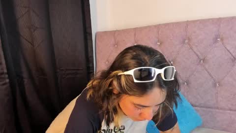 Snapshot of riley_colors chatting on 29, 1, 2025 Riley online show from 29, 1, 2025