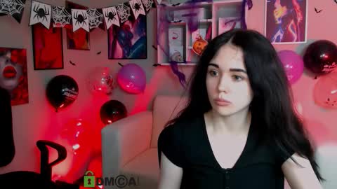 Snapshot of riley_sanders chatting on 26, 10, 2025 Meow online show from 26, 10, 2025