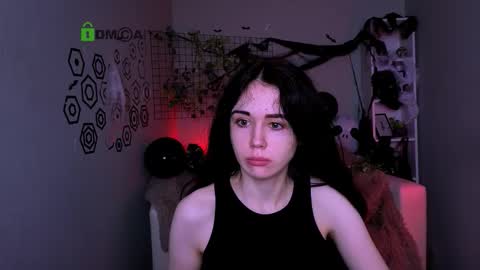 Snapshot of riley_sanders chatting on 28, 10, 2025 Meow online show from 28, 10, 2025