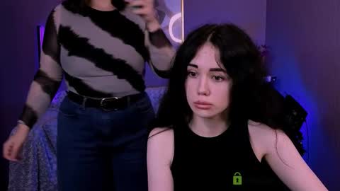 Snapshot of riley_sanders chatting on 4, 11, 2025 Meow online show from 4, 11, 2025