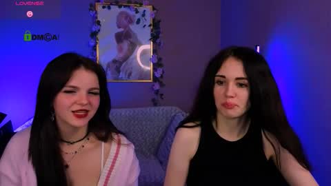 Snapshot of riley_sanders chatting on 28, 11, 2025 Meow online show from 28, 11, 2025