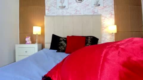 Snapshot of riley_skye_ chatting on 10, 9, 2025 RAILEY online show from 10, 9, 2025