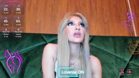 Snapshot of rileylannax chatting on 19, 5, 2026 rileylannax online show from 19, 5, 2026