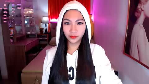 Snapshot of rileymillerx chatting on 6, 1, 2025 Riley online show from 6, 1, 2025