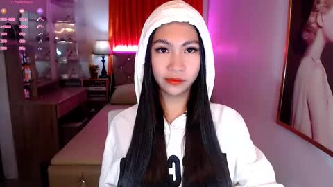 Snapshot of rileymillerx chatting on 7, 1, 2025 Riley online show from 7, 1, 2025