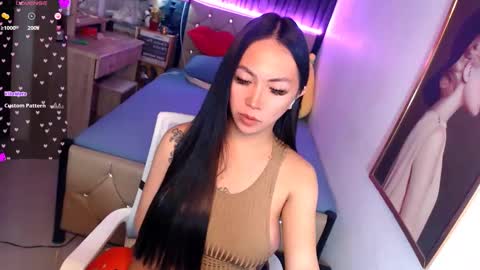 Snapshot of rileymillerx chatting on 7, 2, 2025 Riley online show from 7, 2, 2025