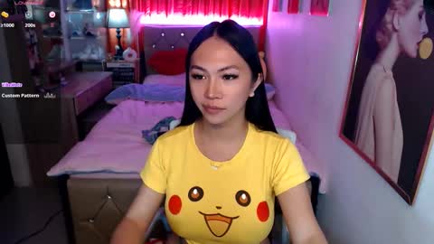 Snapshot of rileymillerx chatting on 5, 3, 2025 Riley online show from 5, 3, 2025