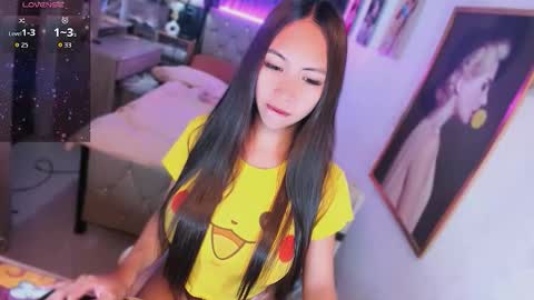 Snapshot of rileymillerx chatting on 13, 11, 2025 Riley online show from 13, 11, 2025