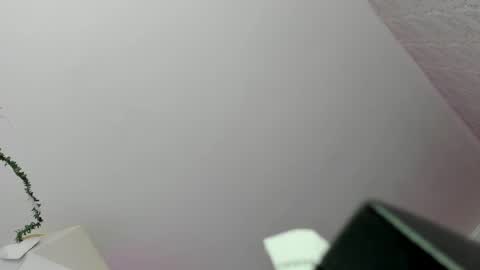 Snapshot of rileynymph chatting on 27, 5, 2026 My name is Riley Like my broadcast pls 3 online show from 27, 5, 2026