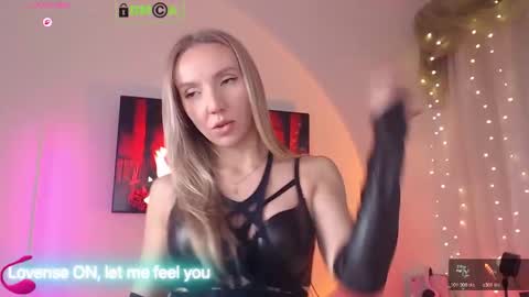 Rina Asty online show from 26, 10, 2025