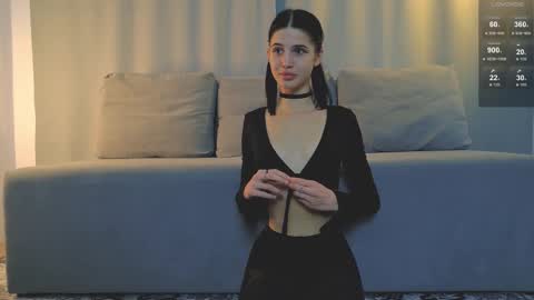 Snapshot of rinacain chatting on 25, 10, 2025 RINA online show from 25, 10, 2025