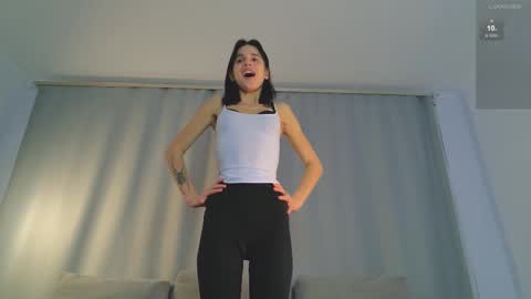 Snapshot of rinacain chatting on 26, 10, 2025 RINA online show from 26, 10, 2025