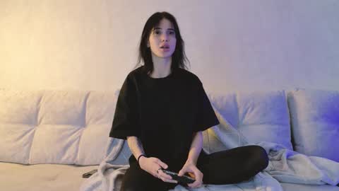 Snapshot of rinacain chatting on 21, 11, 2025 RINA online show from 21, 11, 2025