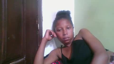 Snapshot of rinah654271 chatting on 3, 2, 2026 rinah654271 online show from 3, 2, 2026