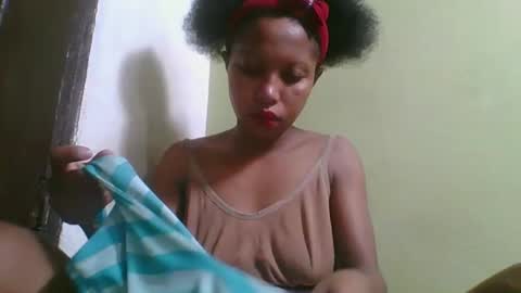 Snapshot of rinah654271 chatting on 29, 3, 2026 rinah654271 online show from 29, 3, 2026