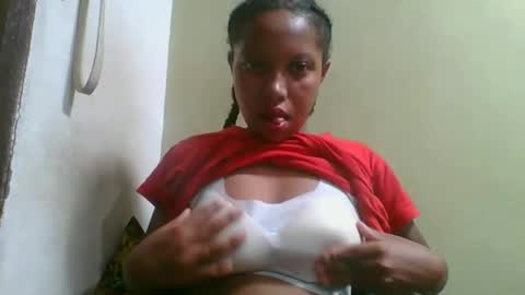 Snapshot of rinah654271 chatting on 30, 4, 2026 rinah654271 online show from 30, 4, 2026