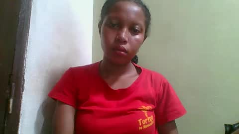Snapshot of rinah654271 chatting on 30, 4, 2026 rinah654271 online show from 30, 4, 2026