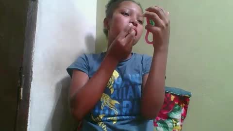 Snapshot of rinah654271 chatting on 28, 5, 2026 rinah654271 online show from 28, 5, 2026