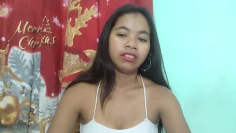 rinah856024 online show from 5, 3, 2025