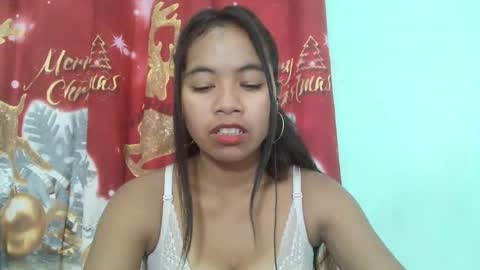 rinah856024 online show from 6, 3, 2025