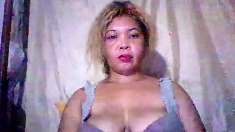 Snapshot of rinana32 chatting on 2, 5, 2026 rinana32 online show from 2, 5, 2026