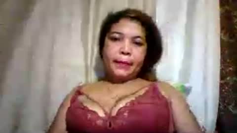 Snapshot of rinana32 chatting on 4, 7, 2026 rinana32 online show from 4, 7, 2026