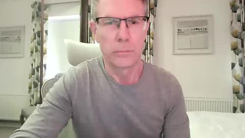 Snapshot of ringomar chatting on 4, 6, 2026 Rob online show from 4, 6, 2026