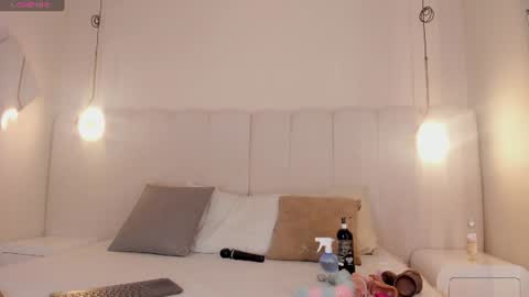 Snapshot of riri_candy chatting on 28, 6, 2026 Riri Candy online show from 28, 6, 2026