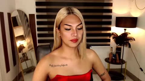 Snapshot of ririmoorets chatting on 30, 1, 2025 riri online show from 30, 1, 2025