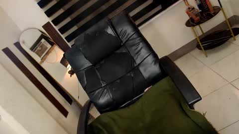 Snapshot of ririmoorets chatting on 26, 2, 2025 riri online show from 26, 2, 2025