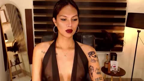 Snapshot of ririmoorets chatting on 21, 10, 2025 riri online show from 21, 10, 2025