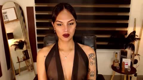 Snapshot of ririmoorets chatting on 25, 11, 2025 riri online show from 25, 11, 2025