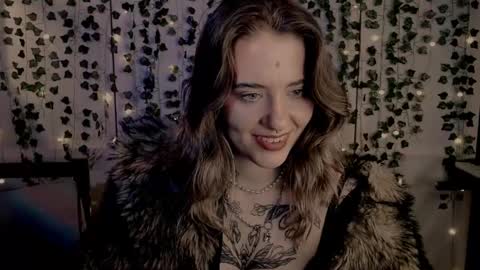 Snapshot of risha_laass chatting on 8, 2, 2025 risha_laass online show from 8, 2, 2025