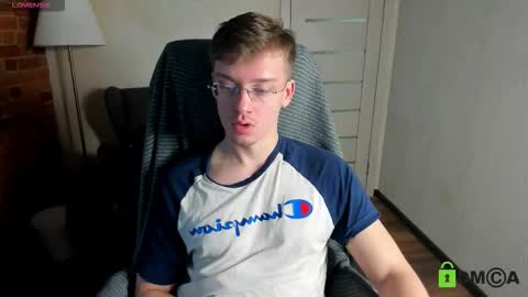 Snapshot of rishu_ chatting on 28, 11, 2025 VAnitas online show from 28, 11, 2025