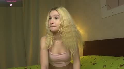 Flora online show from 30, 1, 2025