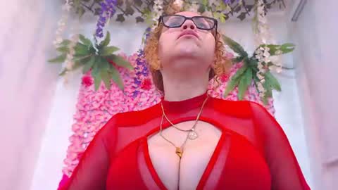 Snapshot of risitos_de_oro_ chatting on 15, 7, 2026 Risitos De Oro online show from 15, 7, 2026