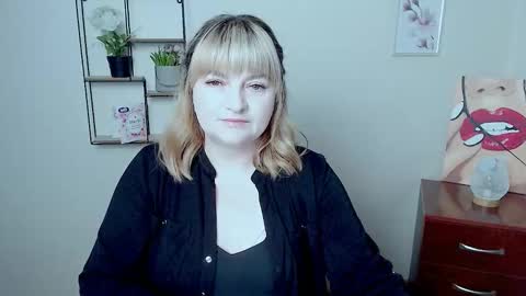Snapshot of rita_sunshine chatting on 24, 9, 2025 rita_sunshine online show from 24, 9, 2025