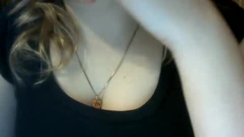 RiveraMaureen online show from 18, 2, 2025